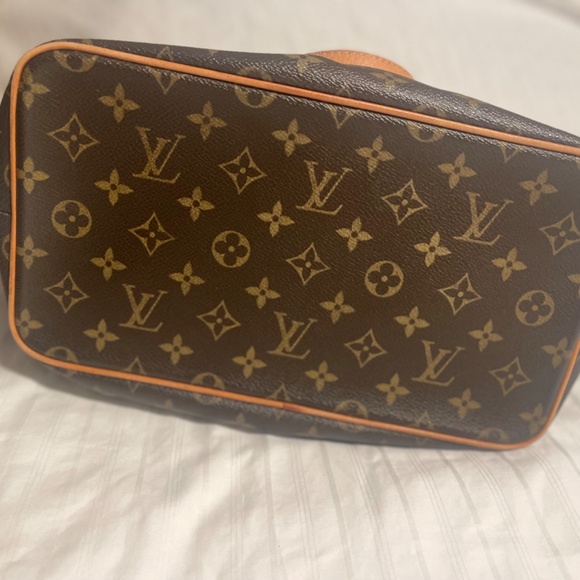Authentic Louis Vuitton Palermo PM Purse - Picture 3 of 8